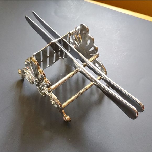 Silver Plate Buffet Caddy - Picture 4 of 8